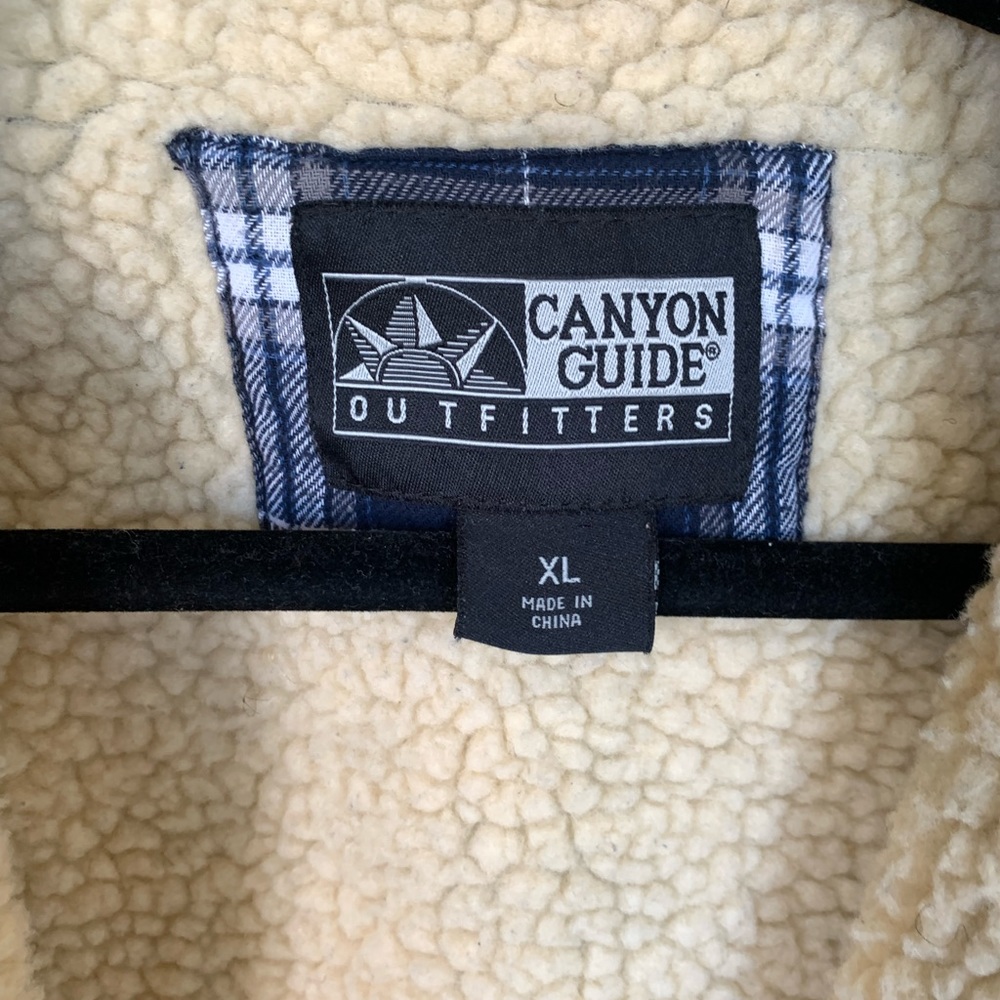 Quilted Jacket - Picture 5 of 5